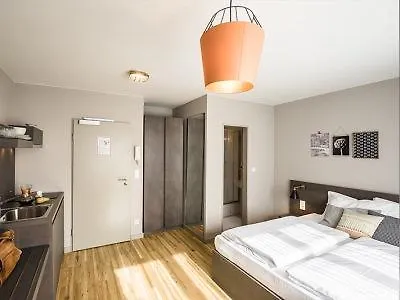 Bold Frankfurt Messe Hotel 3*