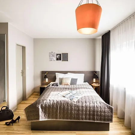 Bold Frankfurt Messe Hotel 3*