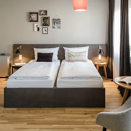 Hotel Bold Frankfurt Messe 3*