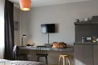 Hotel Bold Frankfurt Messe 3*