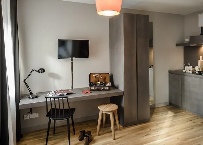 Hotel Bold Frankfurt Messe 3*